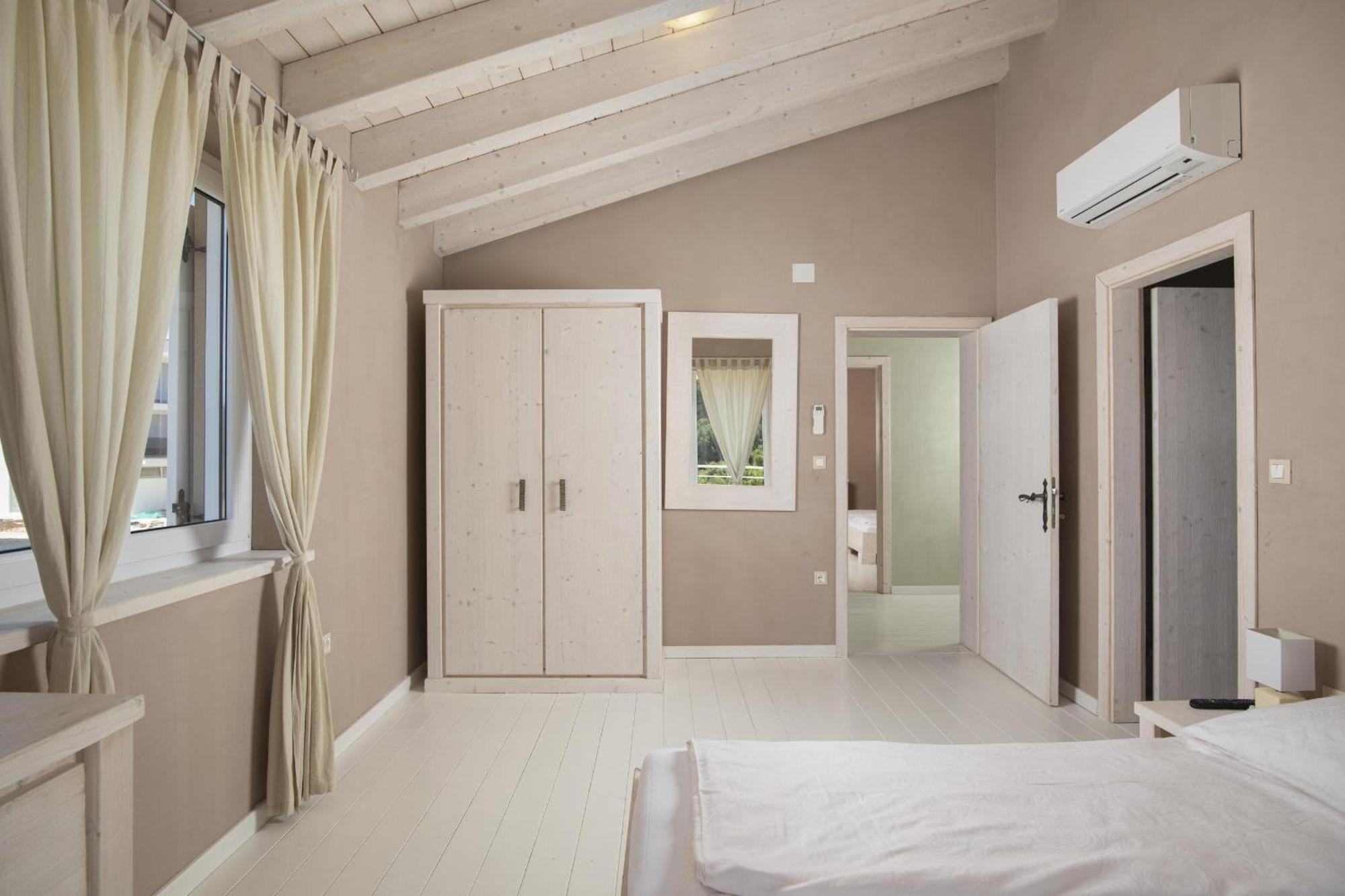 Villa Bella - Beautiful And Modern House With Pool, Souna, Jacuzzi & Playground, Liznjan - Istra Ližnjan Exterior foto