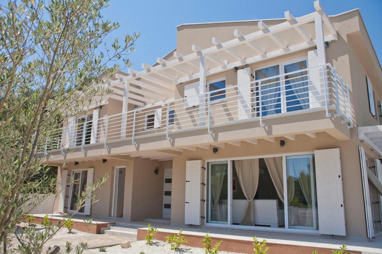 Villa Bella - Beautiful And Modern House With Pool, Souna, Jacuzzi & Playground, Liznjan - Istra Ližnjan Exterior foto